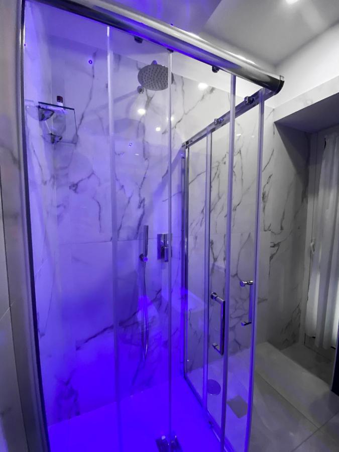 Aurora Luxury Rooms Neapel Exteriör bild