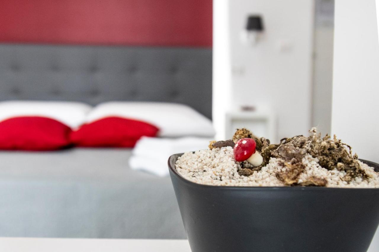 Aurora Luxury Rooms Neapel Exteriör bild