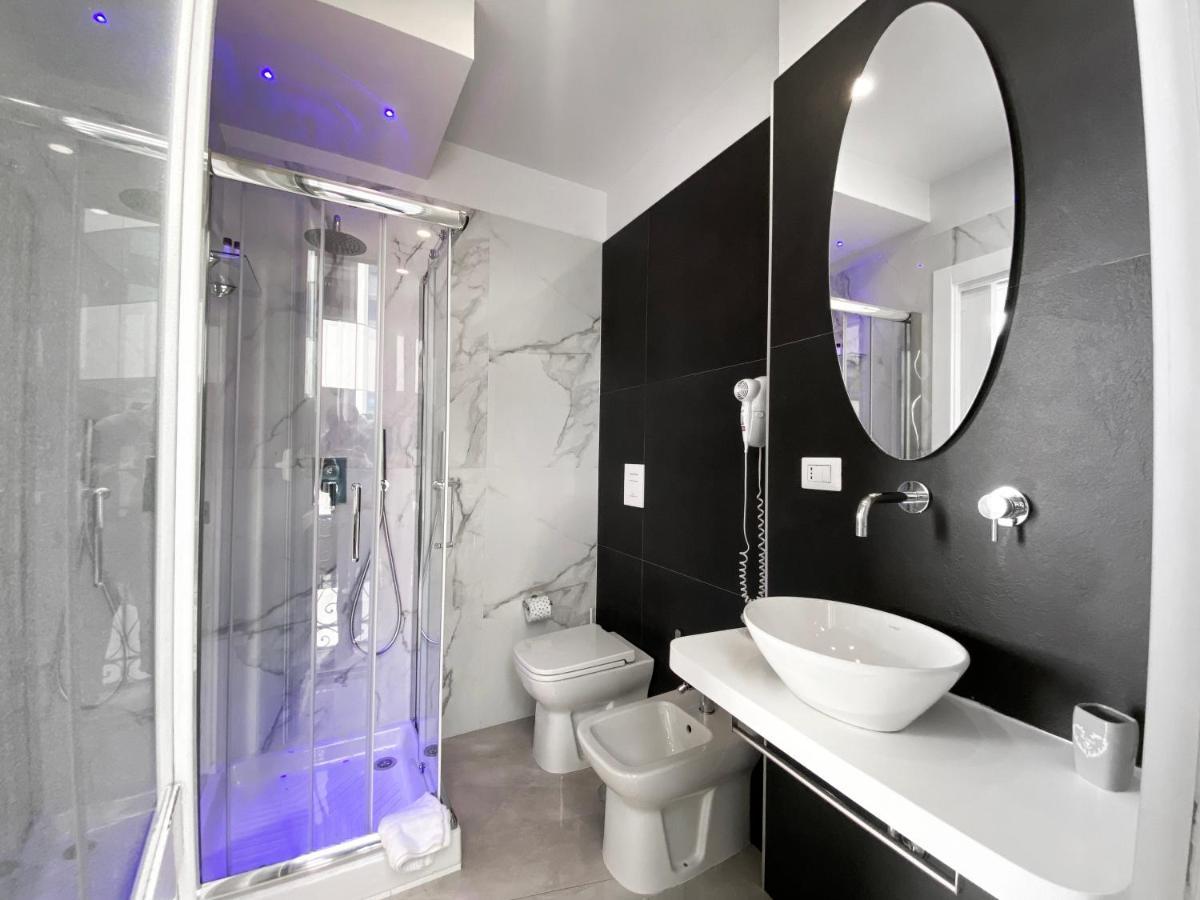 Aurora Luxury Rooms Neapel Exteriör bild