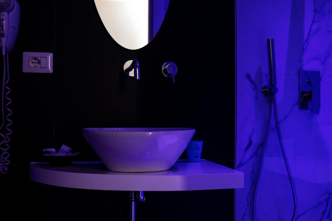 Aurora Luxury Rooms Neapel Exteriör bild